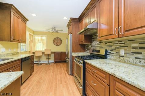 811 Field Avenue Plainfield NJ 07060