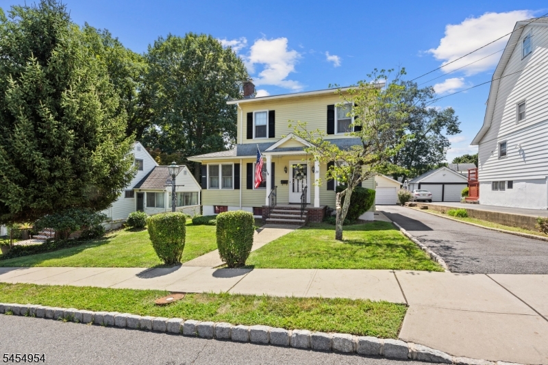 20 Woodside Terrace West Orange NJ 07052