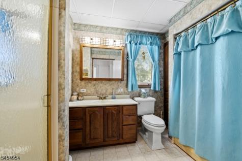 20 Woodside Terrace West Orange NJ 07052