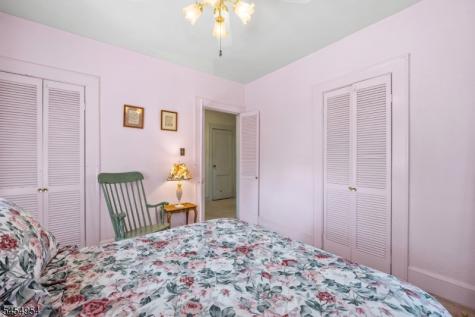 20 Woodside Terrace West Orange NJ 07052