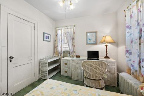 20 Woodside Terrace West Orange NJ 07052