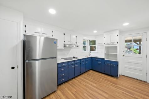 34 North Street Bloomsbury NJ 08804