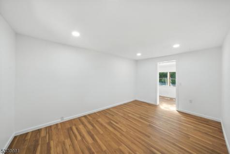 34 North Street Bloomsbury NJ 08804