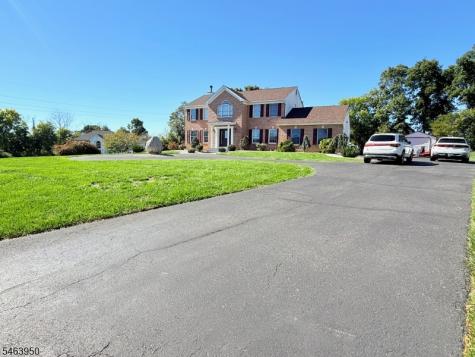 126 Iron Wolf Road Greenwich NJ 08886