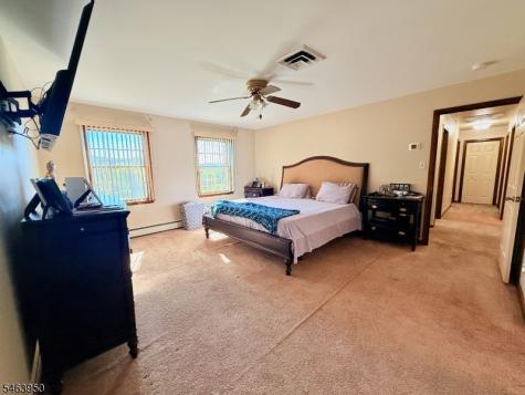 126 Iron Wolf Road Greenwich NJ 08886