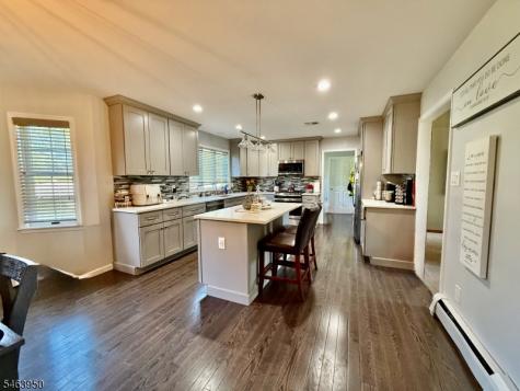 126 Iron Wolf Road Greenwich NJ 08886