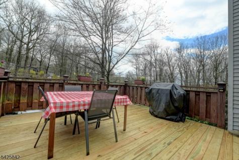 4 Birch Drive E Vernon NJ 07422