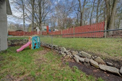 4 Birch Drive E Vernon NJ 07422