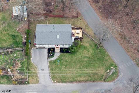 4 Birch Drive E Vernon NJ 07422