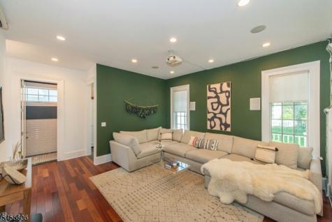 228 Watchung Avenue Montclair NJ 07043