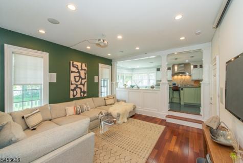 228 Watchung Avenue Montclair NJ 07043