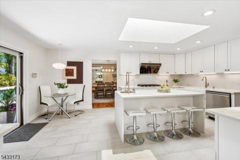 5 Sylvan Drive Bridgewater NJ 08807