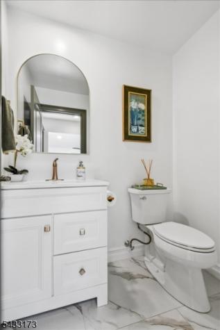 5 Sylvan Drive Bridgewater NJ 08807