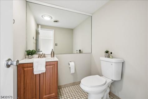5 Sylvan Drive Bridgewater NJ 08807