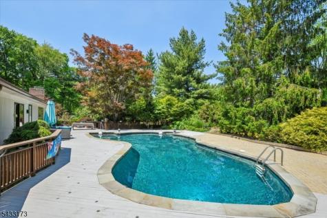 5 Sylvan Drive Bridgewater NJ 08807
