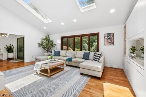 5 Sylvan Drive Bridgewater NJ 08807