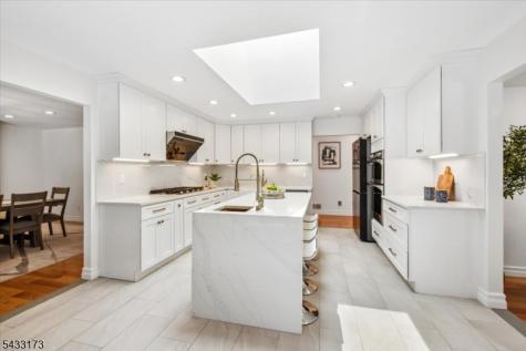 5 Sylvan Drive Bridgewater NJ 08807