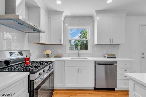 16 Alden Terrace Mount Olive NJ 07836