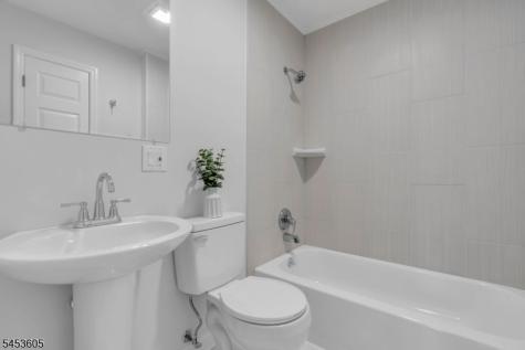 16 Alden Terrace Mount Olive NJ 07836