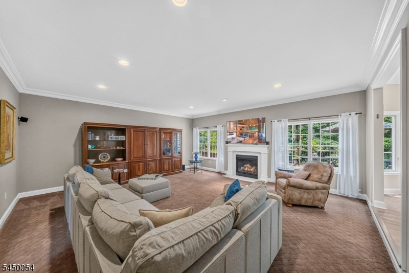 22 Jarombek Drive Montville NJ 07082