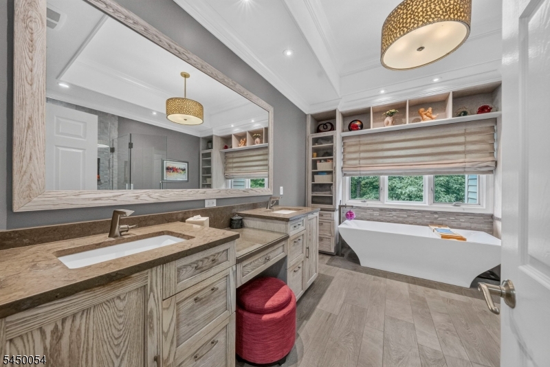 22 Jarombek Drive Montville NJ 07082