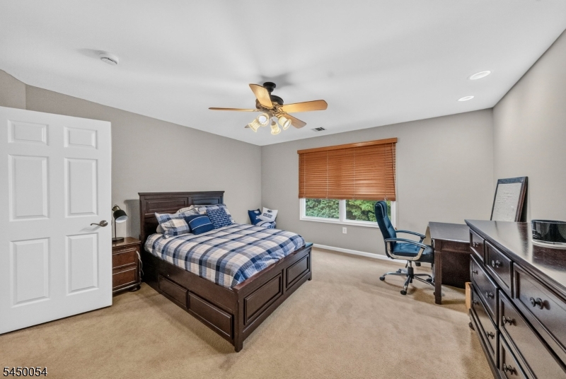 22 Jarombek Drive Montville NJ 07082