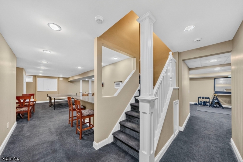 22 Jarombek Drive Montville NJ 07082