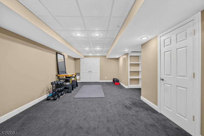 22 Jarombek Drive Montville NJ 07082