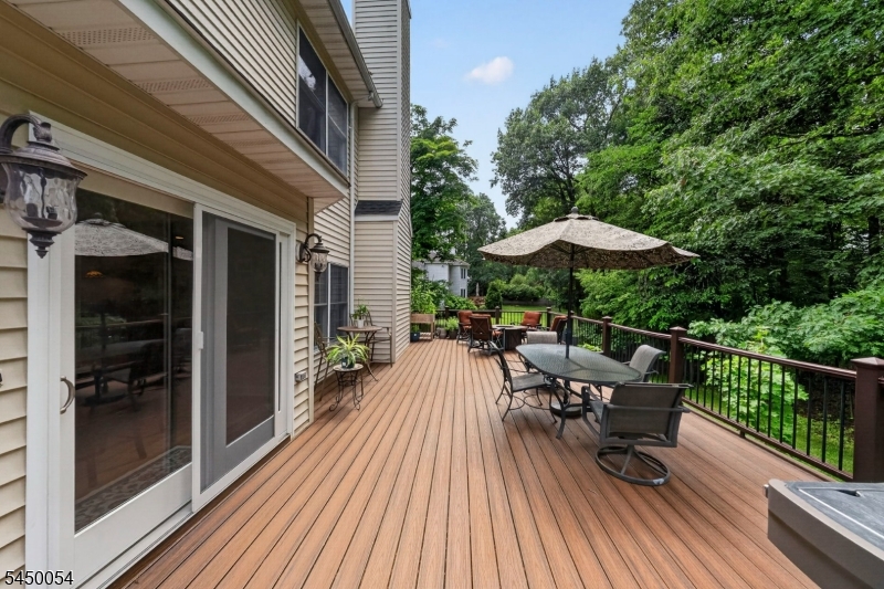 22 Jarombek Drive Montville NJ 07082