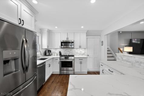 636 Roosevelt Street Westfield NJ 07090