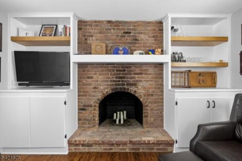 636 Roosevelt Street Westfield NJ 07090