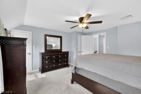 636 Roosevelt Street Westfield NJ 07090