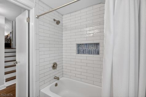 636 Roosevelt Street Westfield NJ 07090