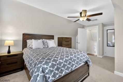 636 Roosevelt Street Westfield NJ 07090