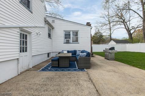 636 Roosevelt Street Westfield NJ 07090