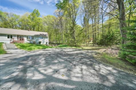 90 Russling Road Independence NJ 07840