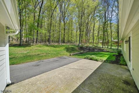 90 Russling Road Independence NJ 07840