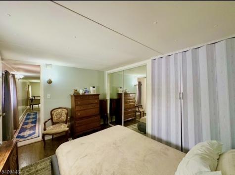 26 Dalbert Street Carteret NJ 07008
