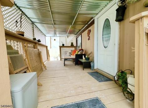 26 Dalbert Street Carteret NJ 07008