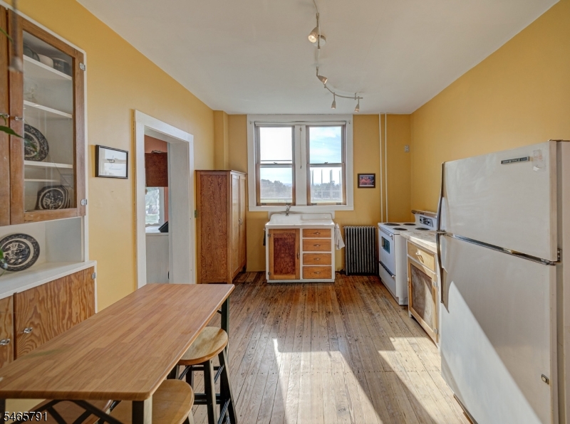 390 Heckman Street Phillipsburg NJ 08865