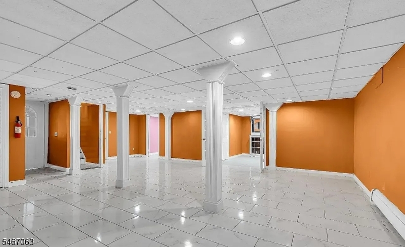 585 Noe Avenue Woodbridge NJ 07095