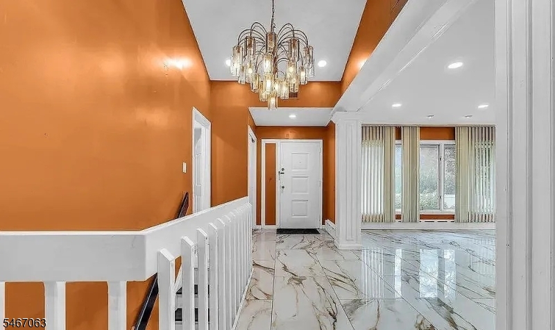 585 Noe Avenue Woodbridge NJ 07095