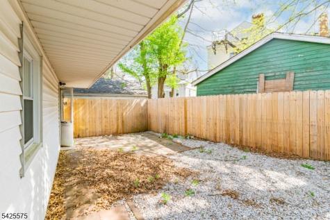 126 Franklin Terrace Irvington NJ 07111