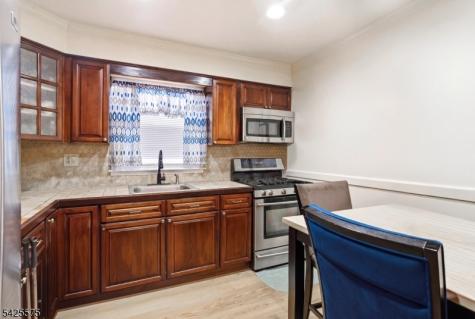 126 Franklin Terrace Irvington NJ 07111