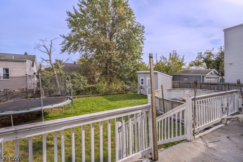 16 Bayview Avenue Newark NJ 07112