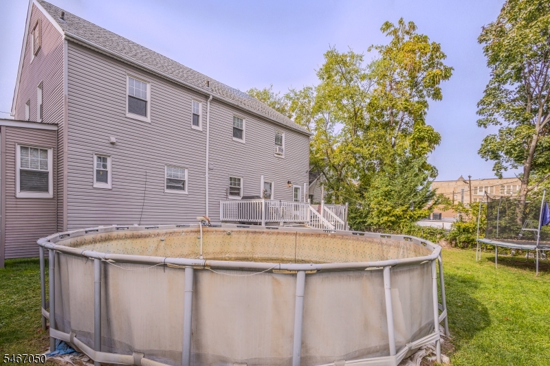 16 Bayview Avenue Newark NJ 07112