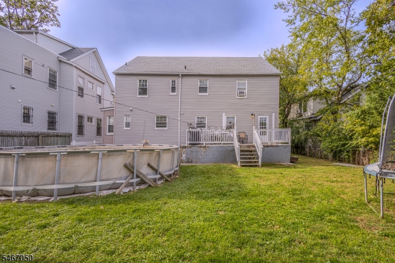 16 Bayview Avenue Newark NJ 07112