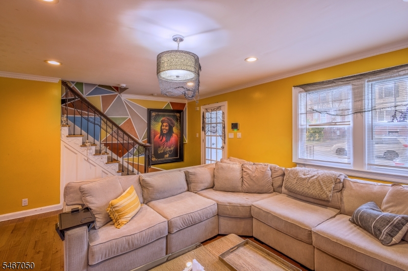 16 Bayview Avenue Newark NJ 07112