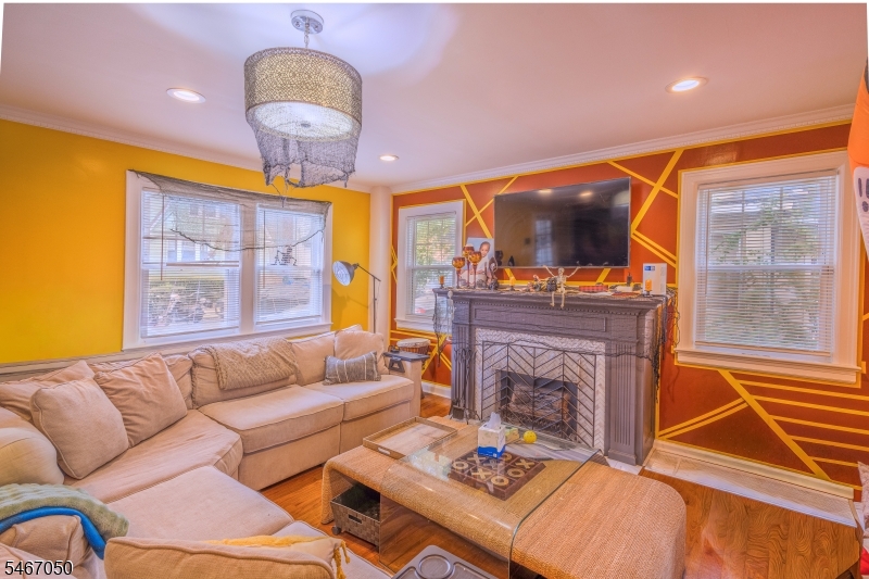 16 Bayview Avenue Newark NJ 07112