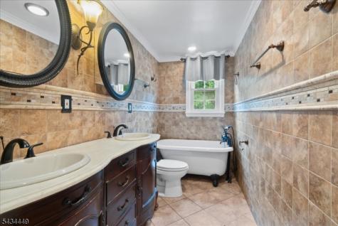 76 Werner Avenue North Haledon NJ 07508